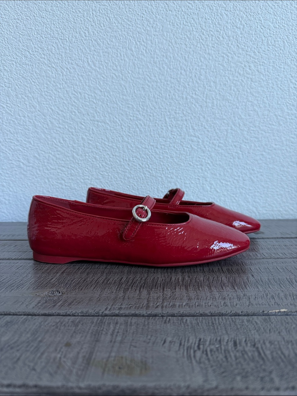kate spade Halo Crinkled Red Patent Leather Mary Jane Flats NWOB